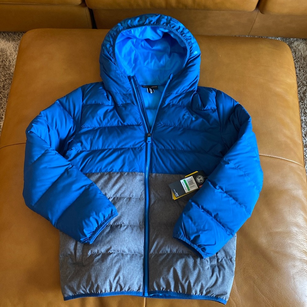 NWT youth size large puffer jacket